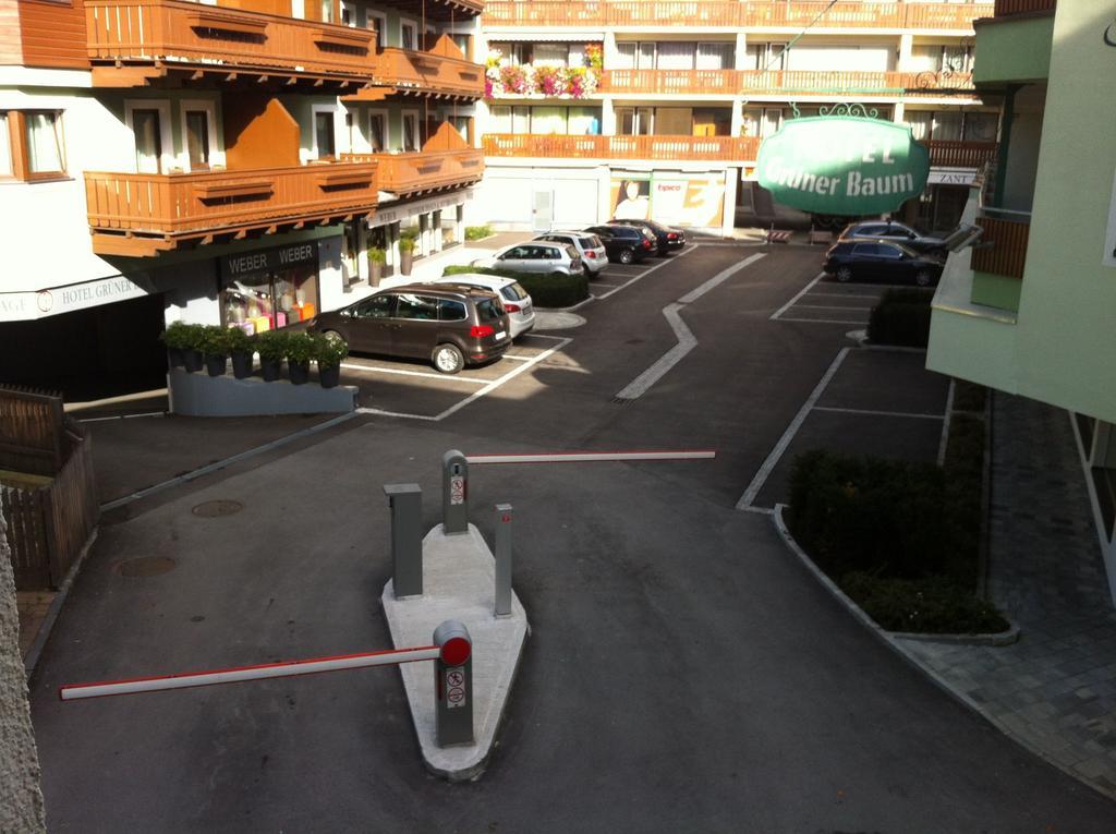 Hotel Gruener Baum เซลล์อัมเซ ภายนอก รูปภาพ