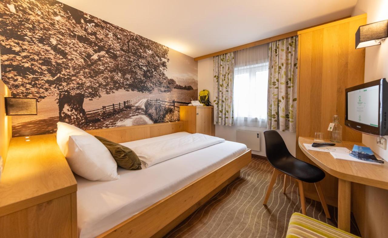 Hotel Gruener Baum เซลล์อัมเซ ภายนอก รูปภาพ