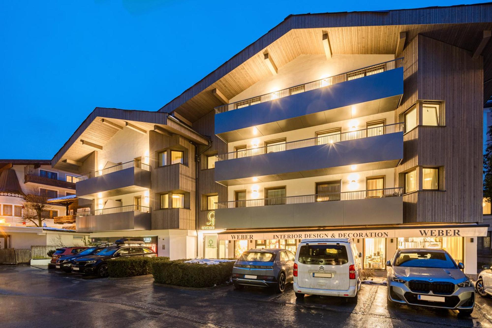 Hotel Gruener Baum เซลล์อัมเซ ภายนอก รูปภาพ